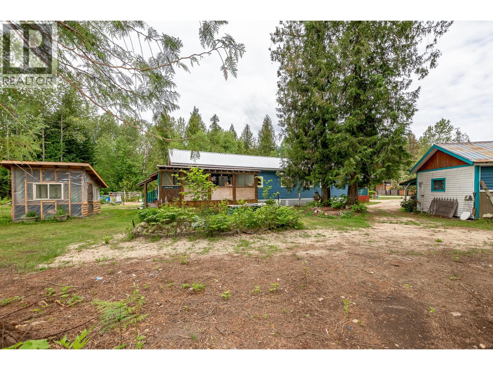 4666 Ackerman Road, Malakwa