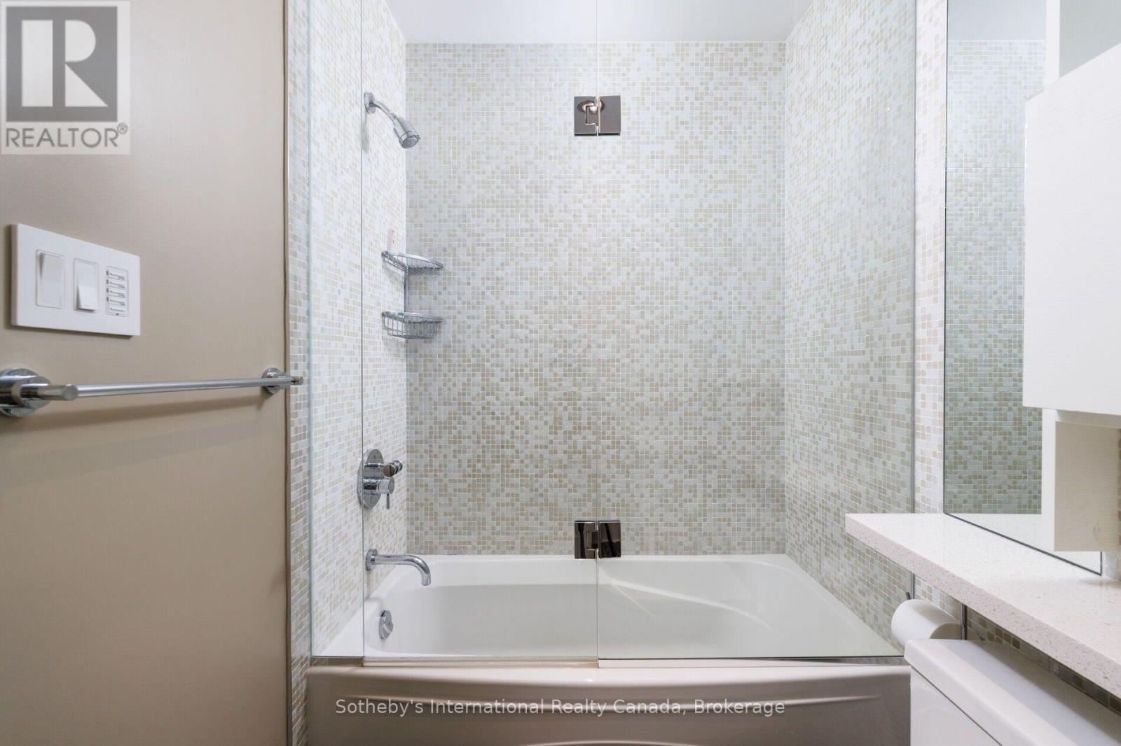56 BIRCH HILL LANE - 30