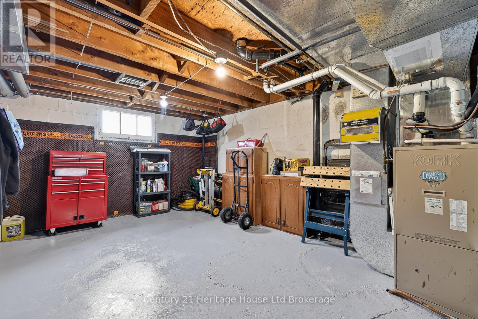 209 BUTLER STREET - Image 18