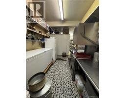 853 Caledonia Ave, Victoria, BC V8T1E6 Photo 14
