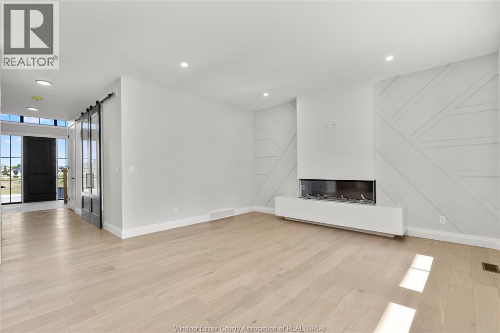361 MARLA CRESCENT - 8