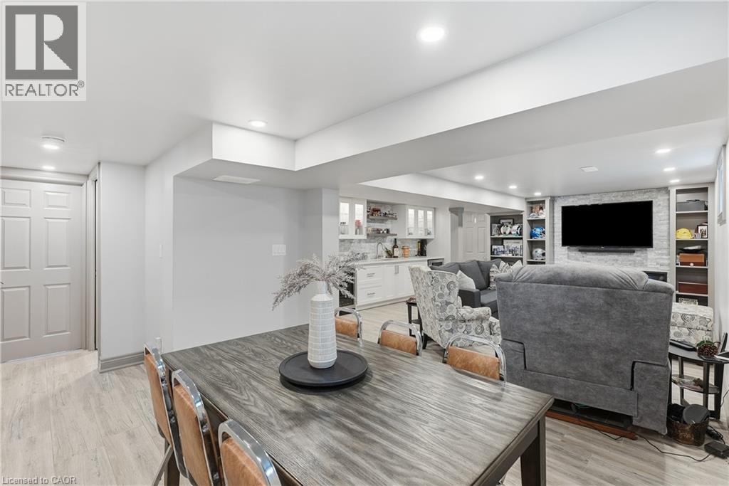 377 CARSON Drive - 34