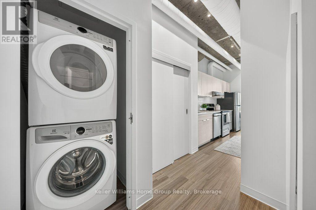 #304 120 HURON STREET - Image 30