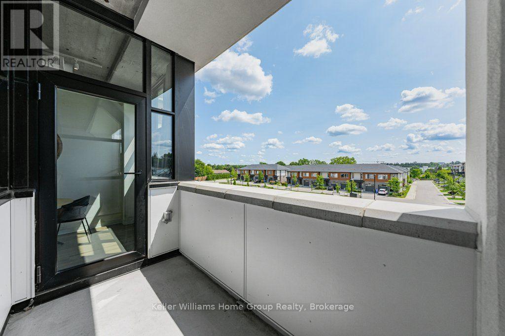 #304 120 HURON STREET - Image 34
