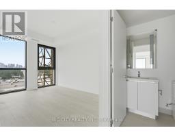 1002 - 25 Frederick Todd Way, Toronto, ON M4G0C9 Photo 8