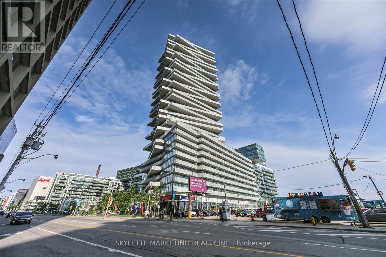 #617 15 QUEENS QUAY E - 42
