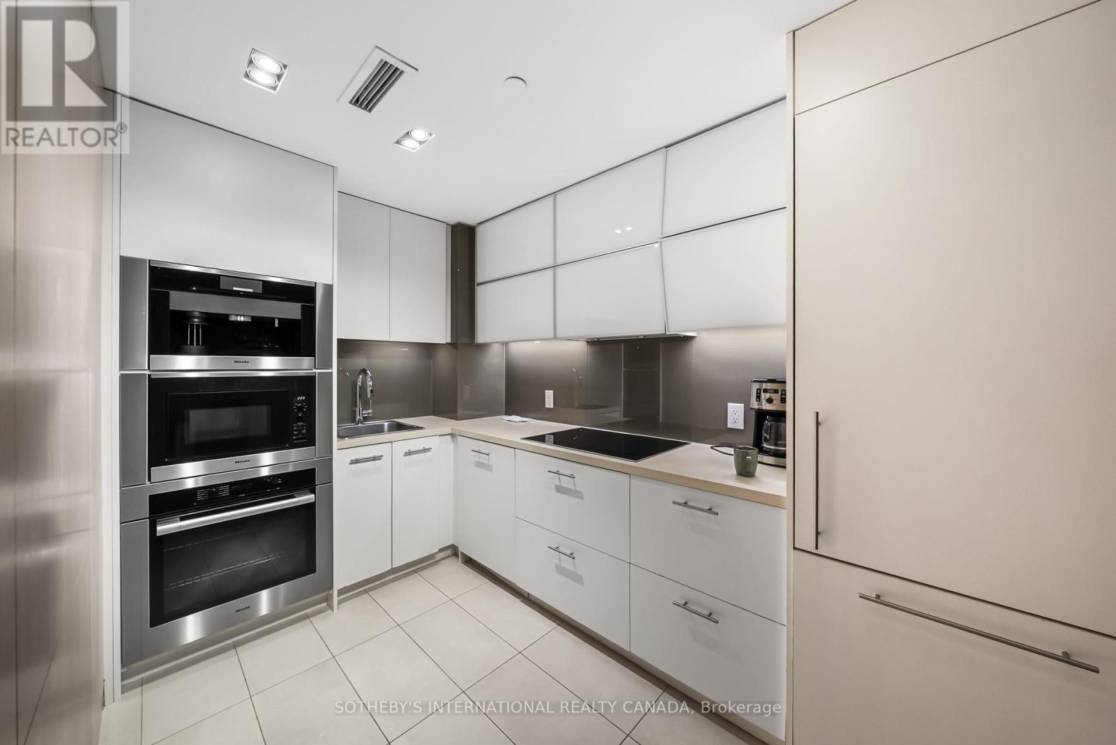 #1503 170 AVENUE ROAD - 33