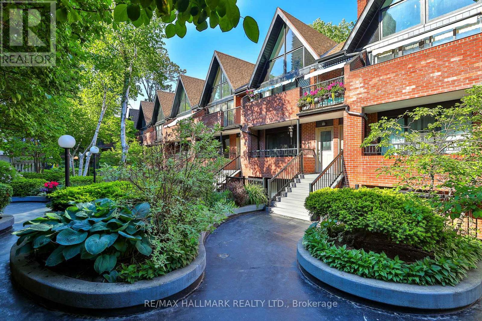 #21 17 PEMBROKE STREET - 3