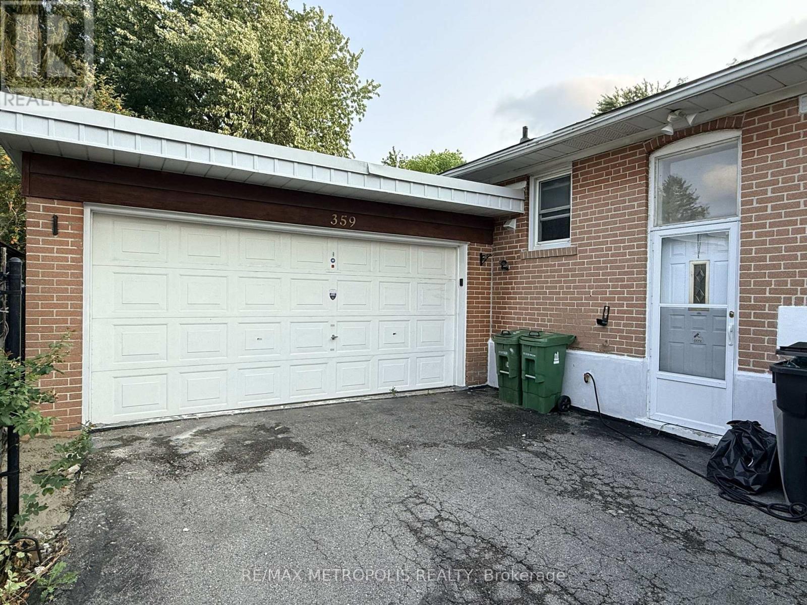 Photo of 359 Patricia Avenue