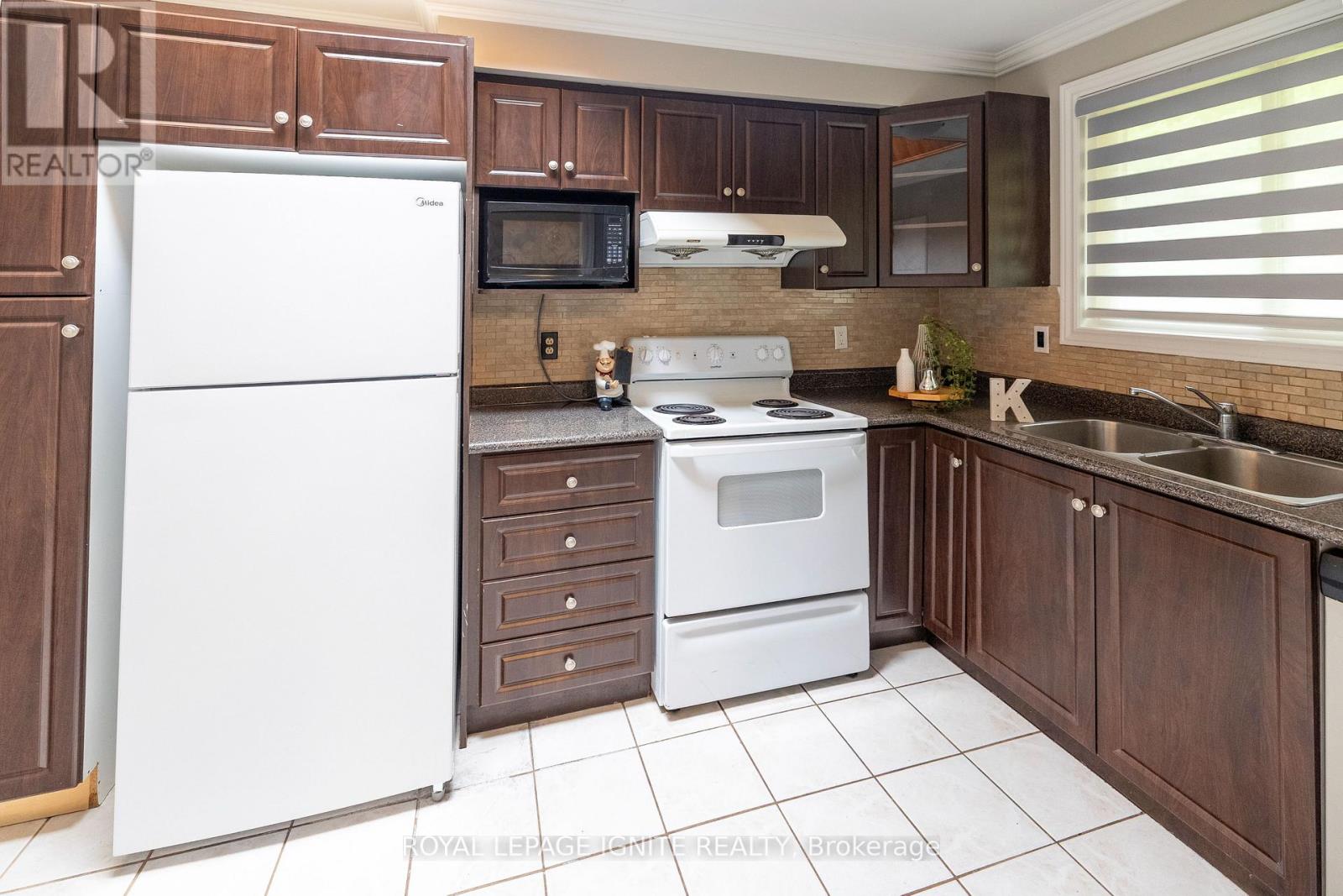 803 FAIRVIEW AVENUE - 7