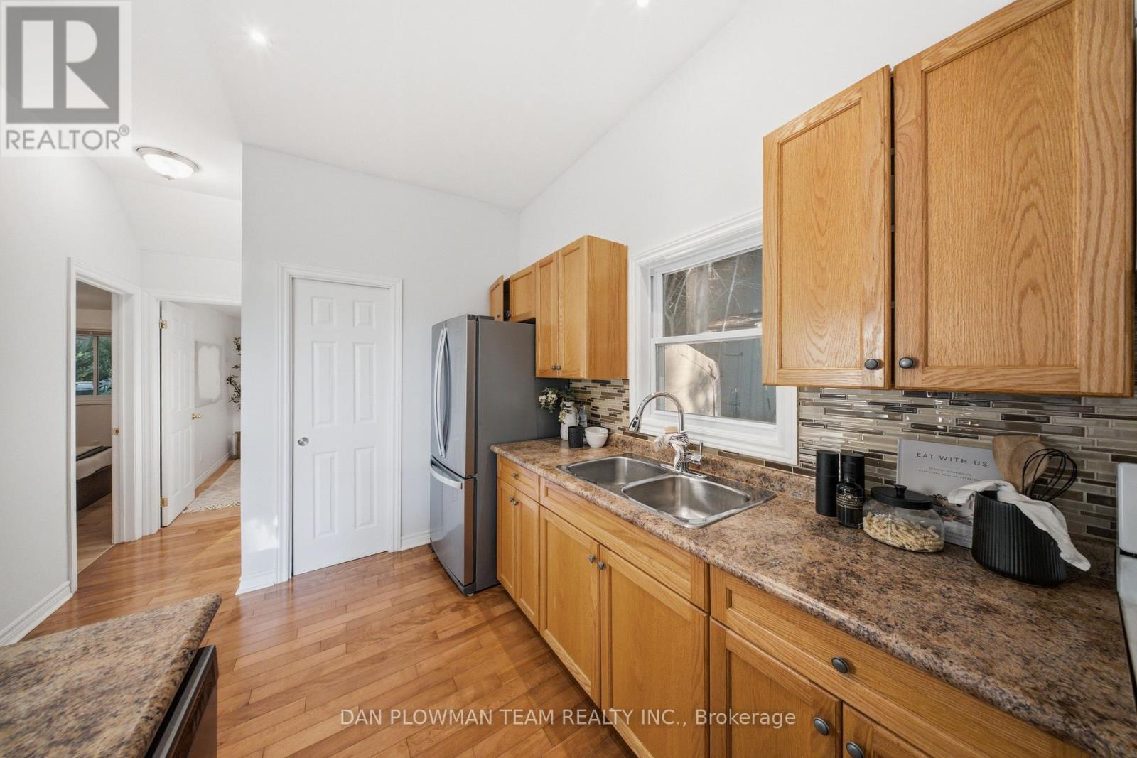 85 WILLIAMS POINT ROAD - 12