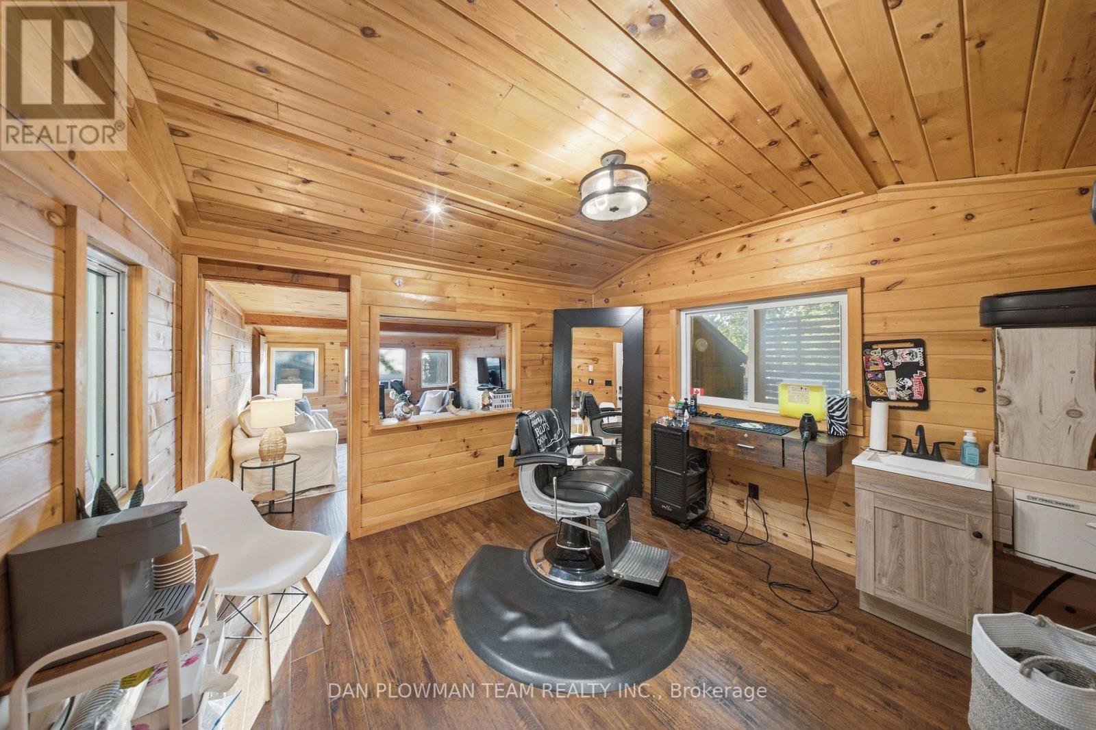 85 WILLIAMS POINT ROAD - 21