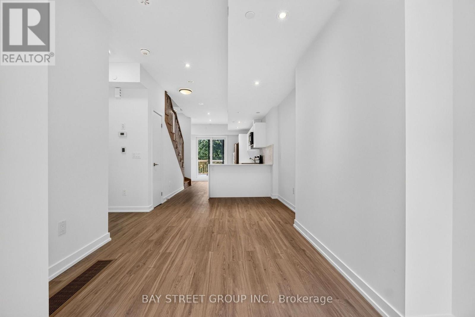 29 CALAMINT LANE - 12