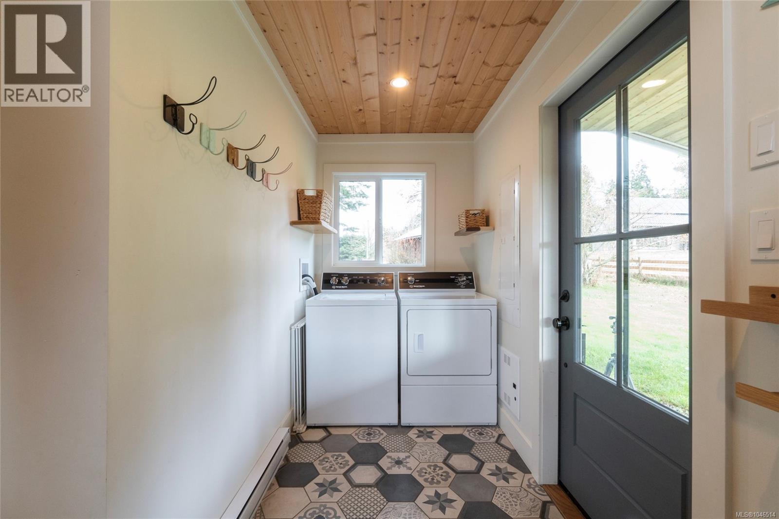 1210 Cherry Point Rd, Cobble Hill