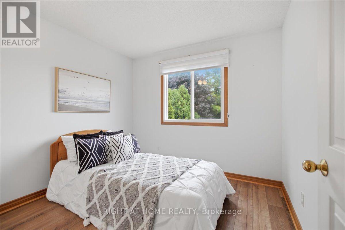 7046 DIANE CRESCENT - Image 32