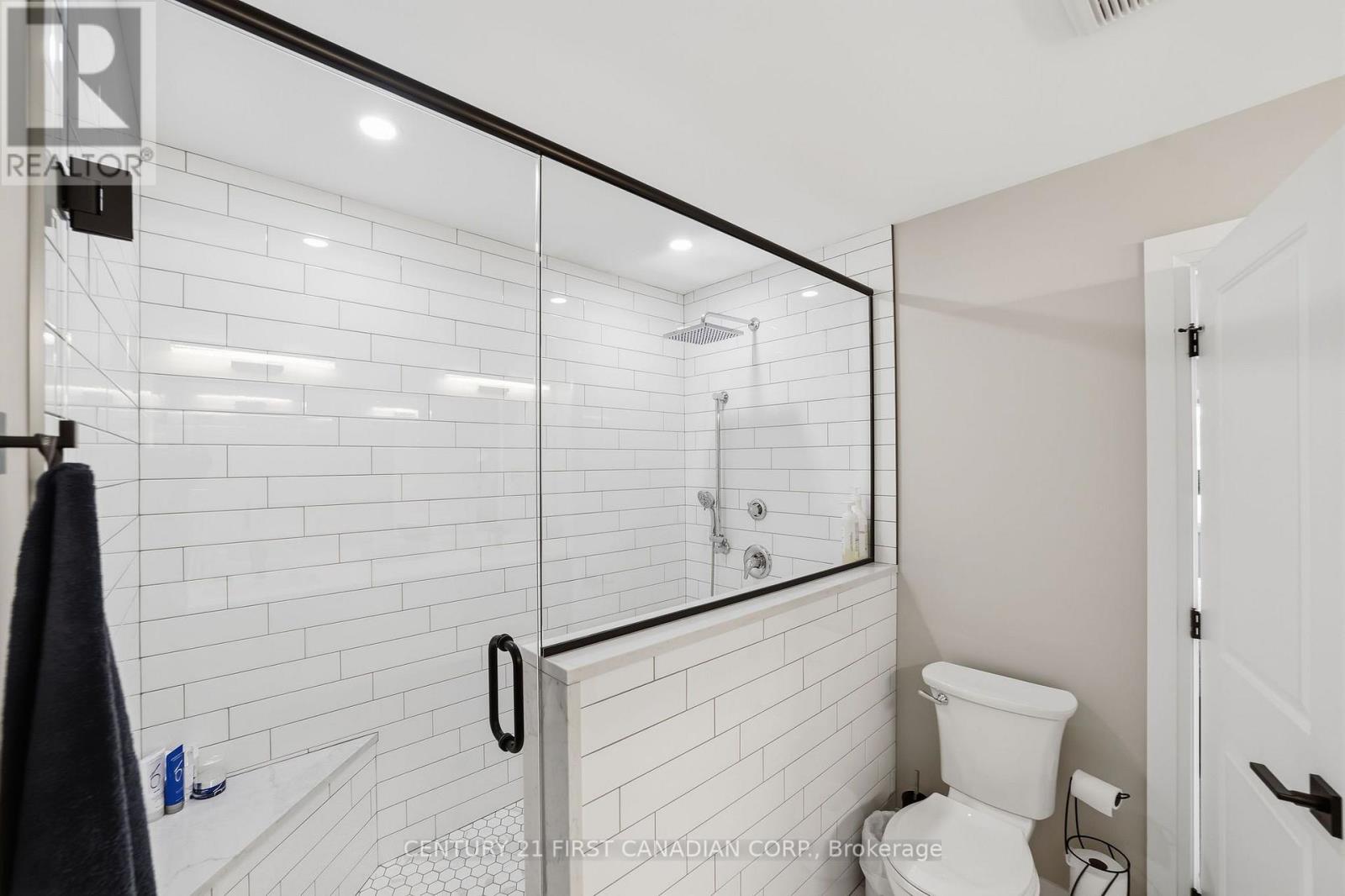 15 NICHOLSON STREET - Image 24