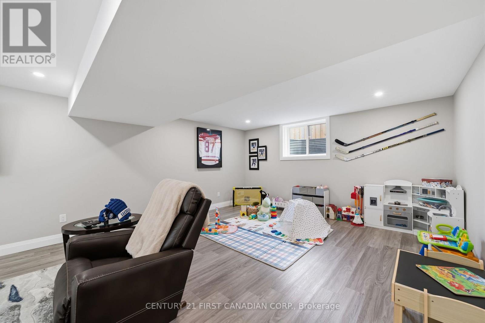 15 NICHOLSON STREET - Image 28
