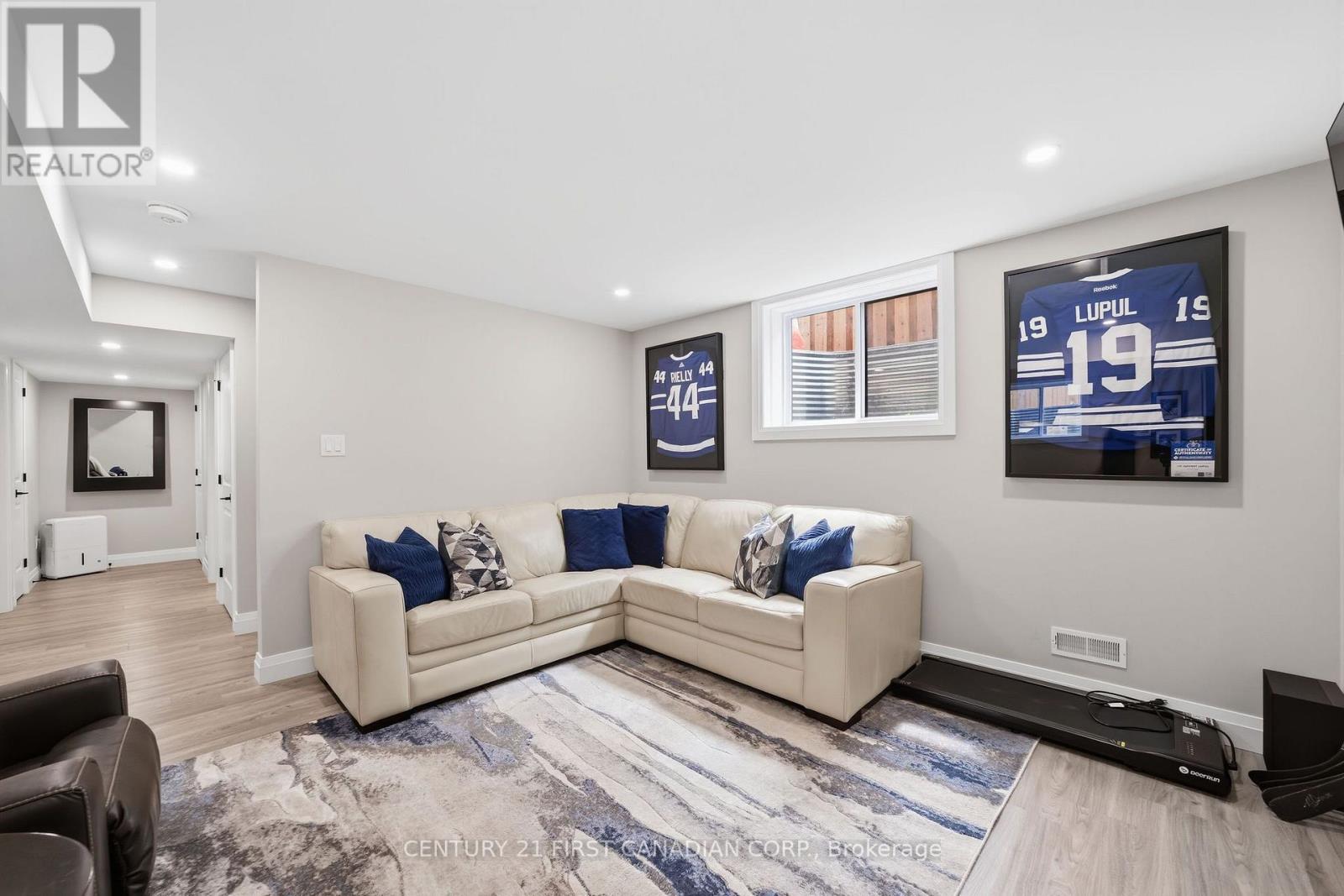 15 NICHOLSON STREET - Image 32