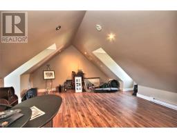 697 Water Street thumbnail 19