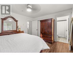 11 Whelans Crescent thumbnail 17