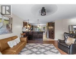 11 Whelans Crescent thumbnail 9