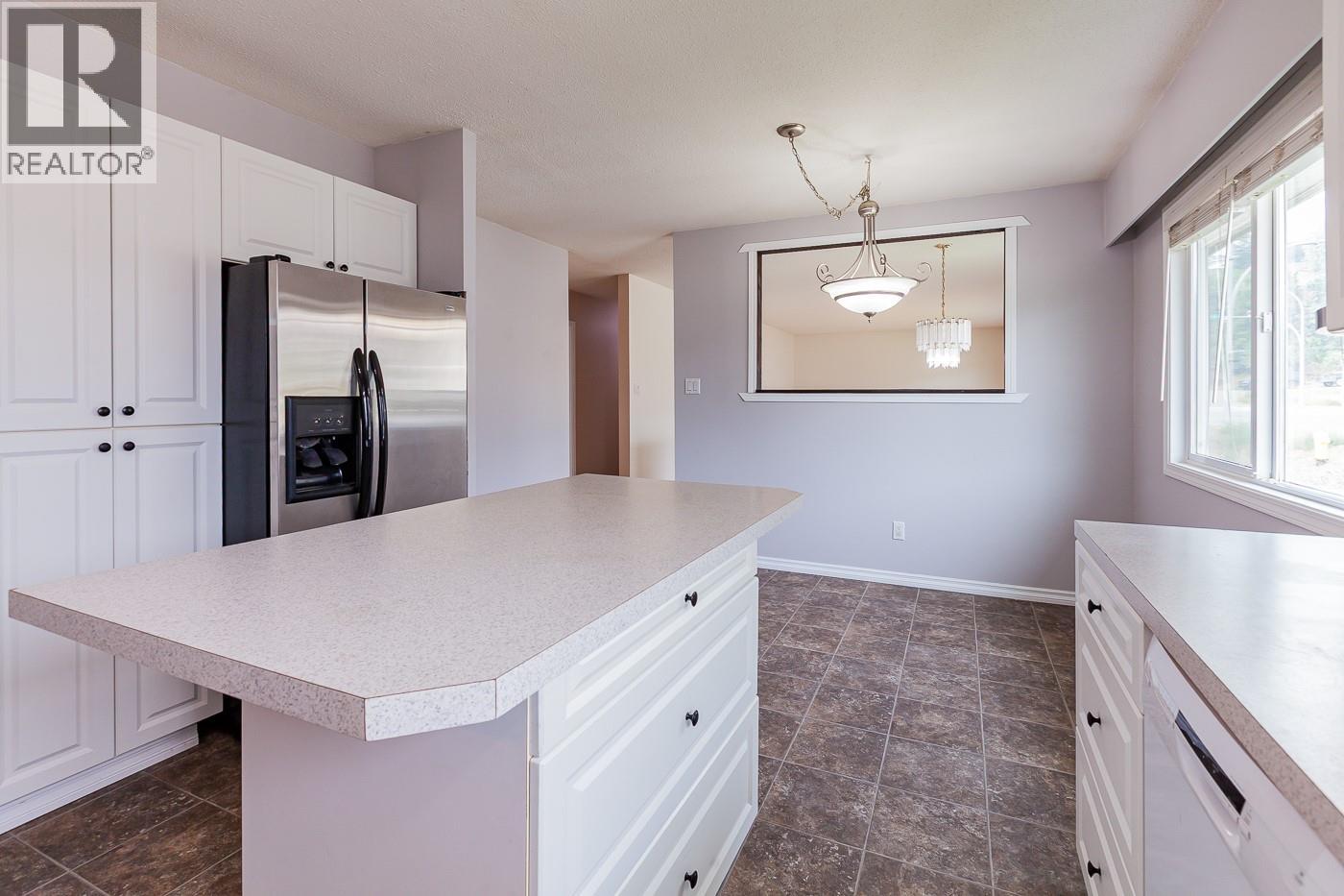 1669 WESTMOUNT Drive - Image 21
