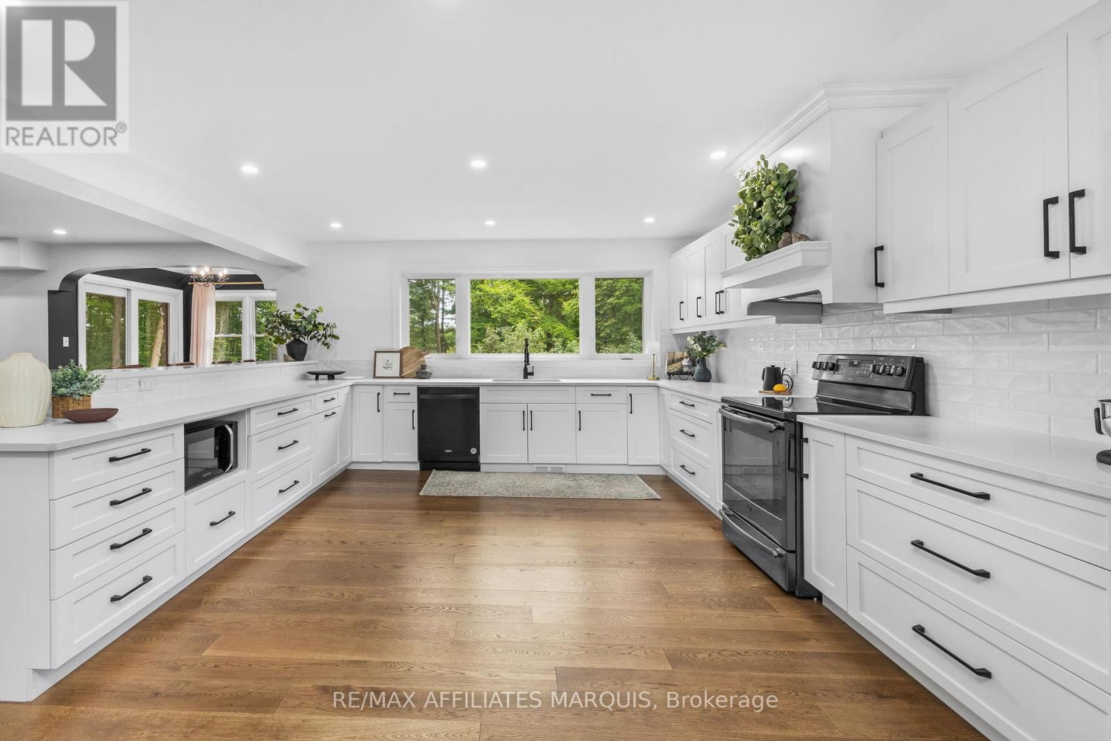134 KAREN LANE - Image 10