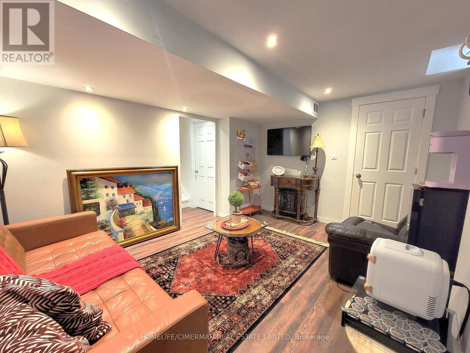 256 MCBRIDE CRESCENT - 24