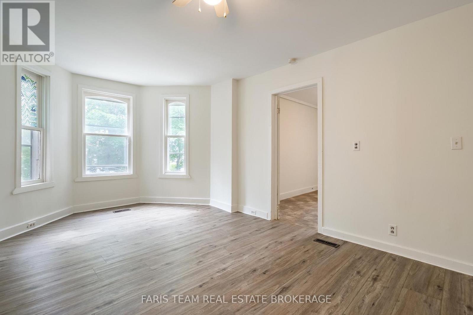116 ALBERT STREET S - 13