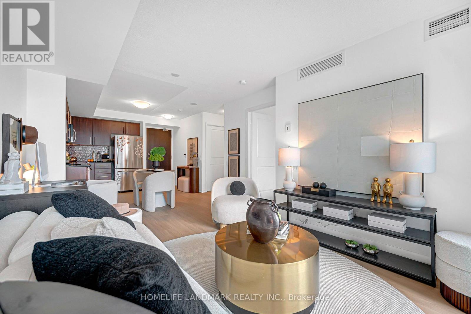#701 17 ANNDALE DRIVE - 16
