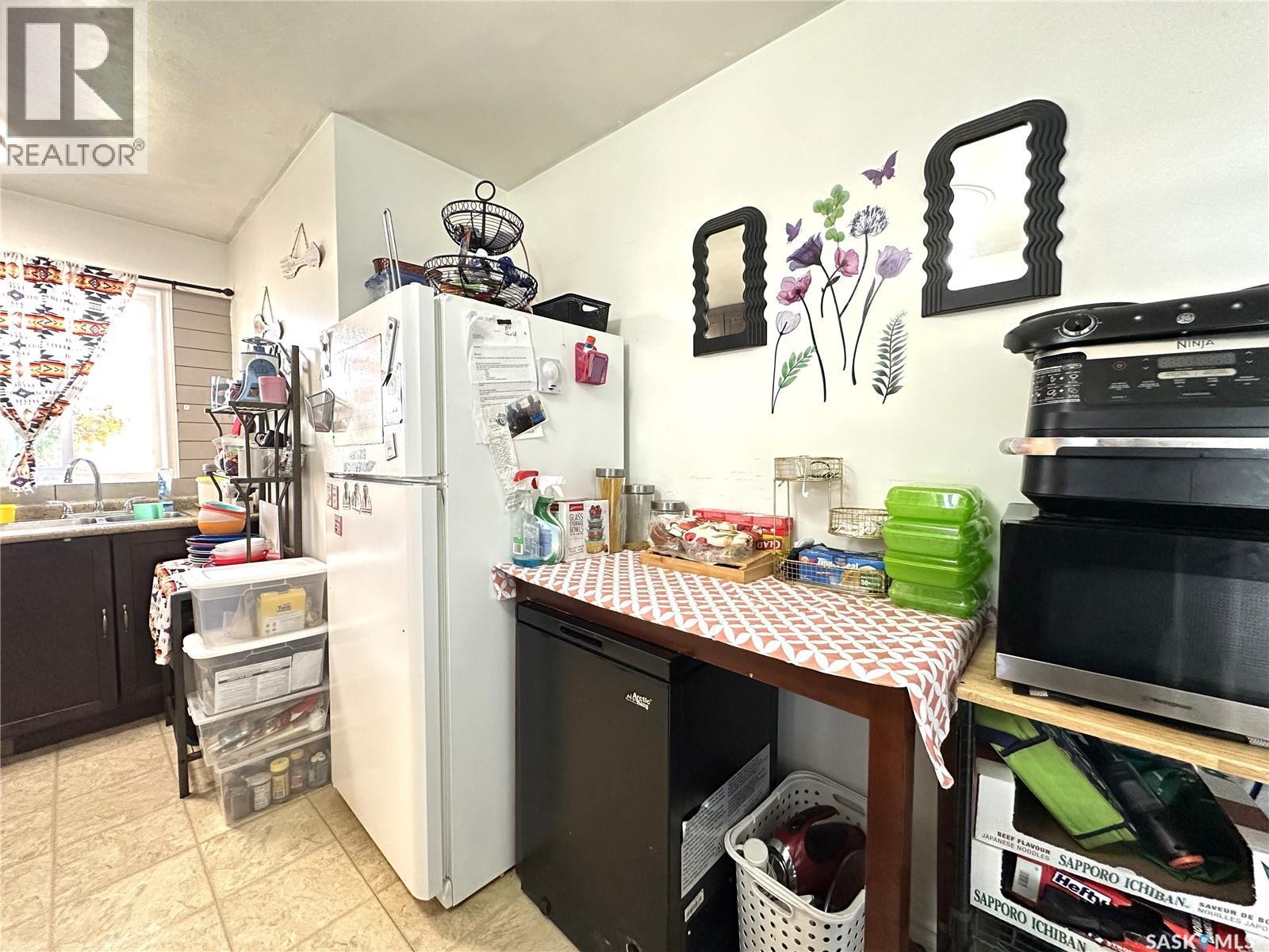 #A&B 2818 7th STREET E - 56