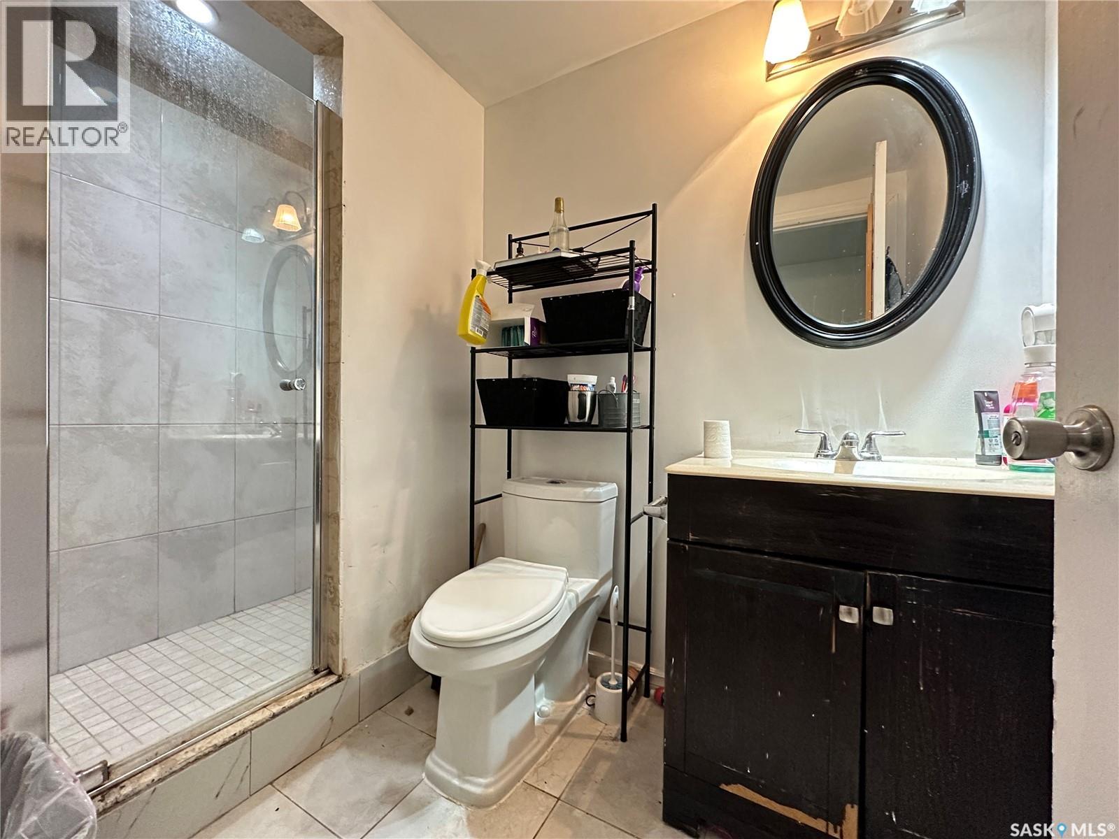 #A&B 2818 7th STREET E - 64