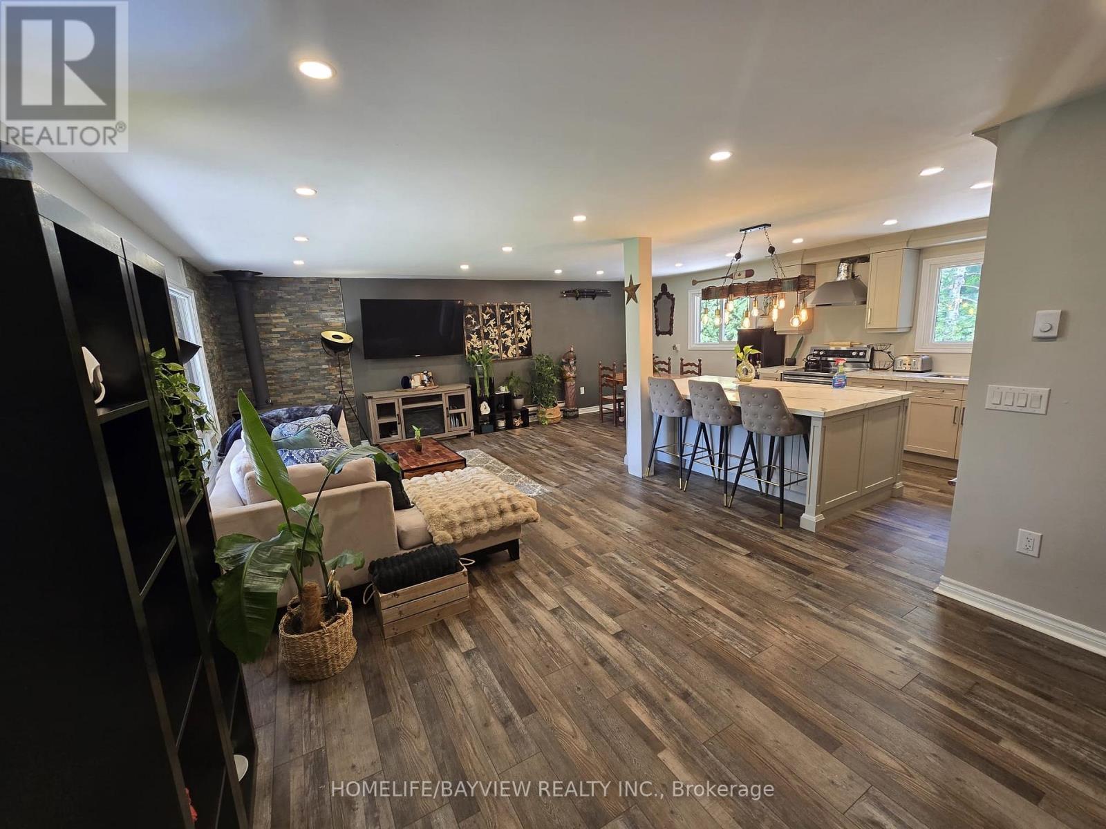 18802 HEART LAKE ROAD - 3