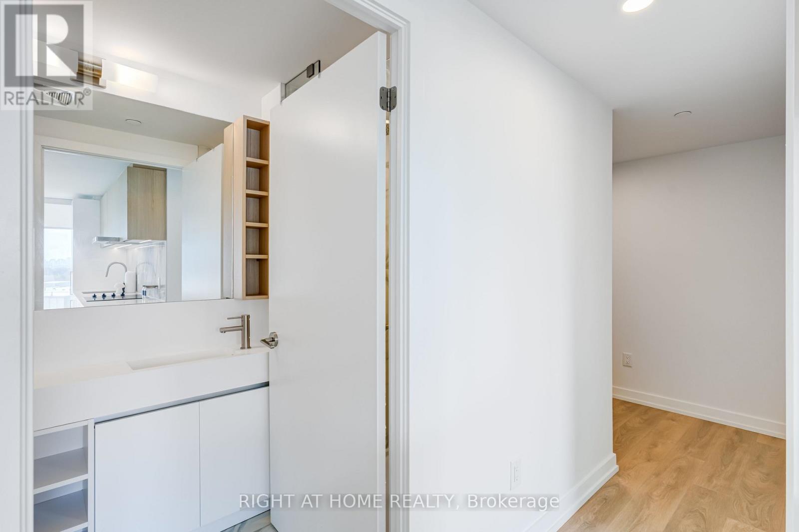 #908 1100 SHEPPARD AVENUE W - 24