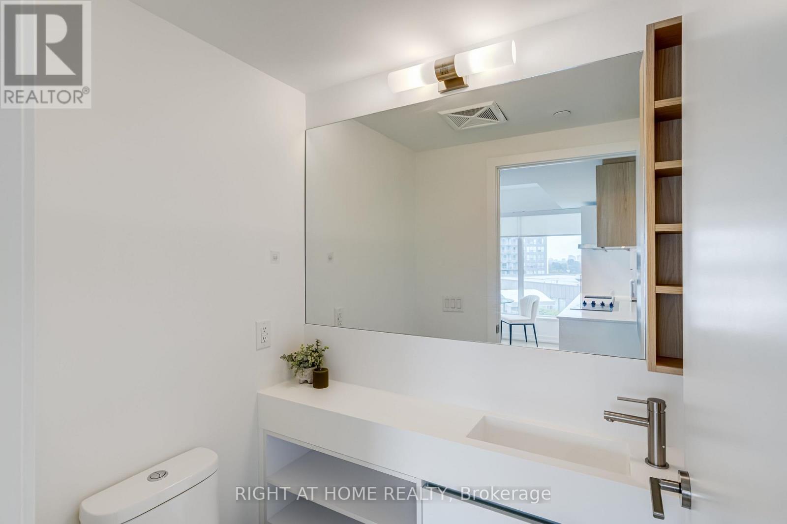 #908 1100 SHEPPARD AVENUE W - 25