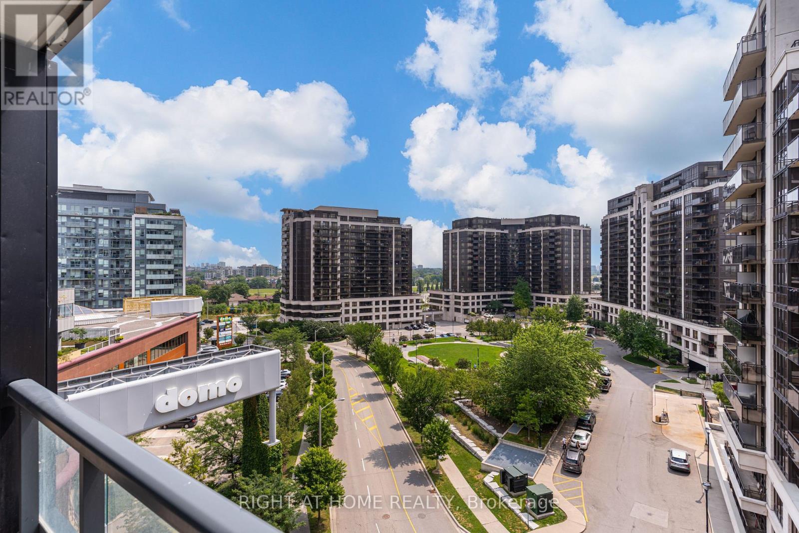 #908 1100 SHEPPARD AVENUE W - 30