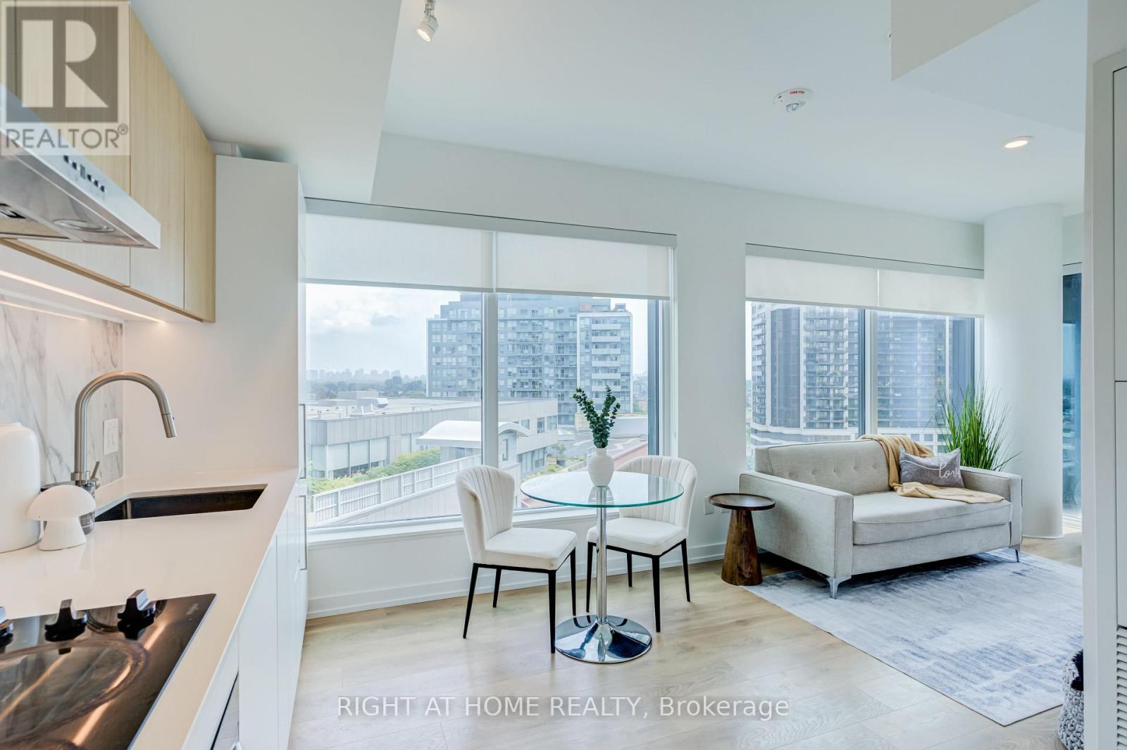 #908 1100 SHEPPARD AVENUE W - 8