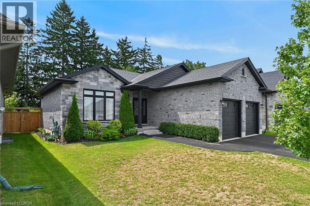26 STONEBRIDGE Place - 2