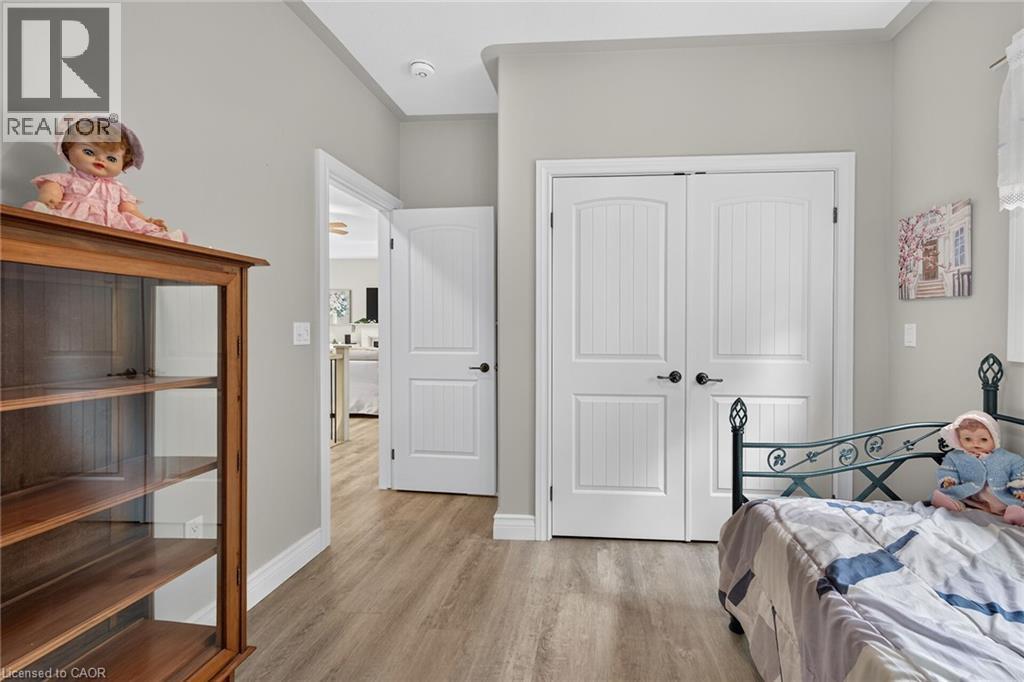 26 STONEBRIDGE Place - 27