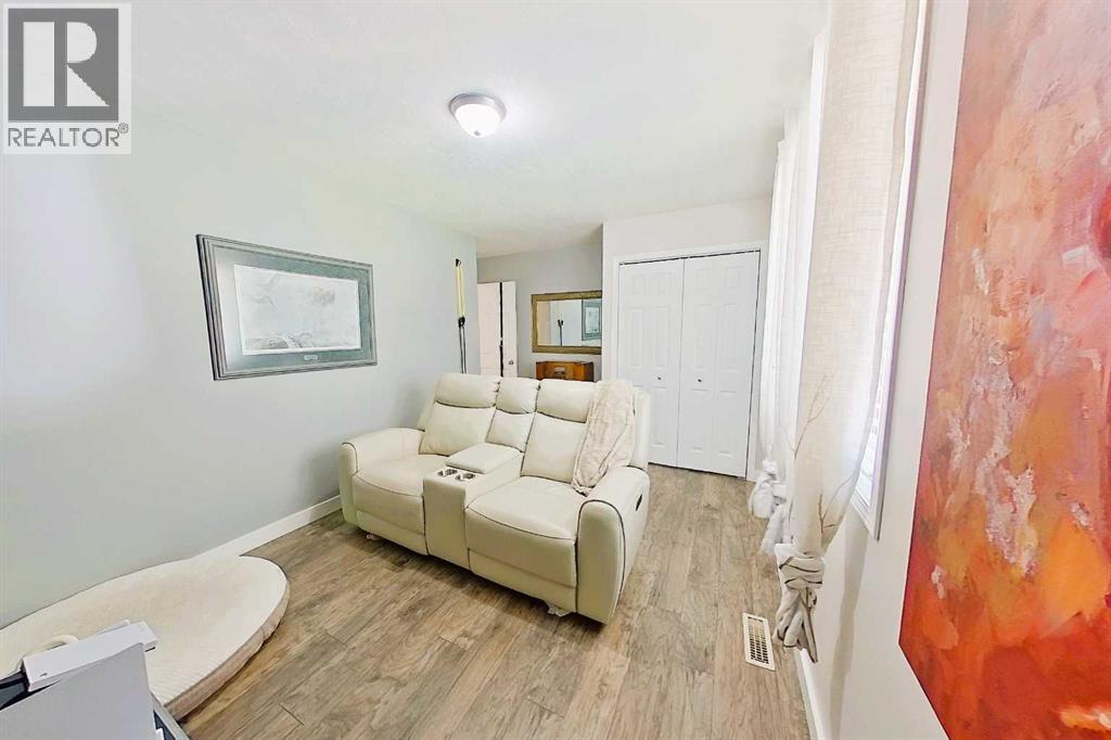 125 10 Street - Photo 13