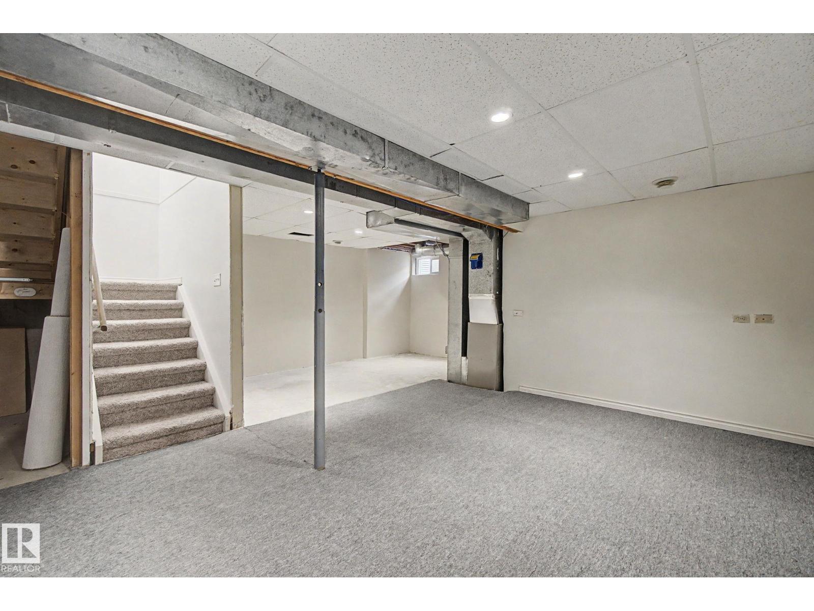 2932 36 ST NW - 28