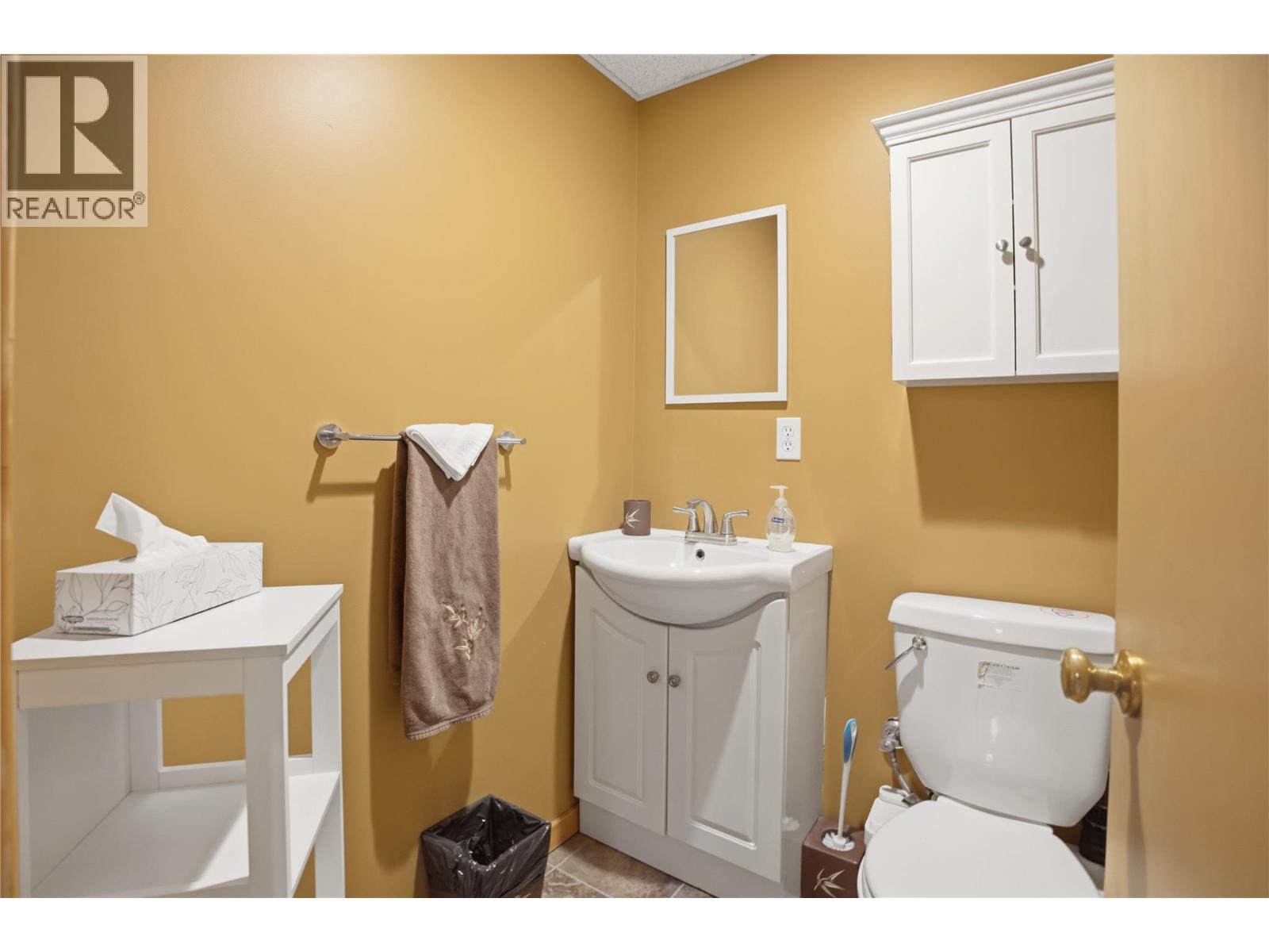 520 Royal Avenue - 36