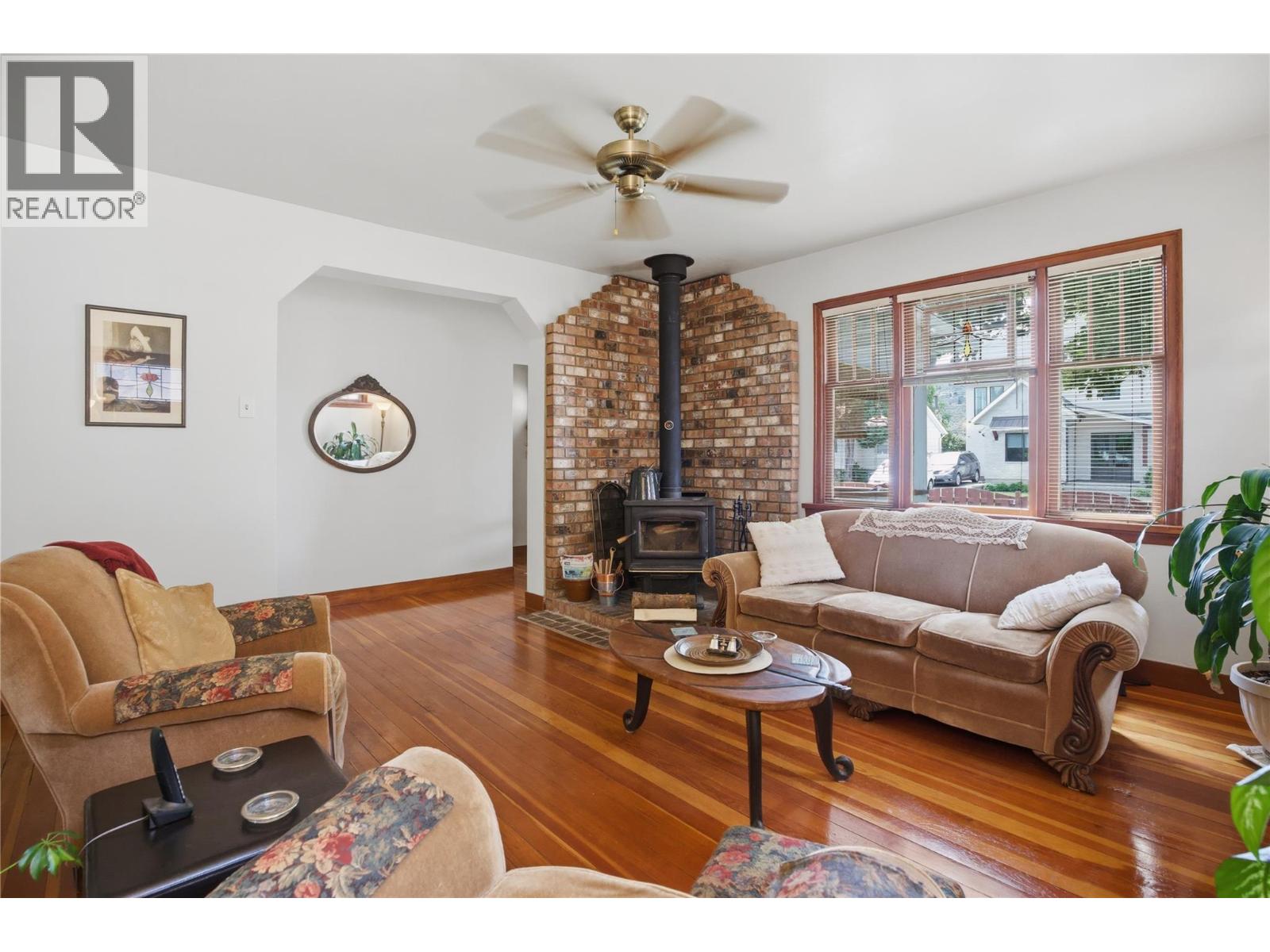 520 Royal Avenue - 14