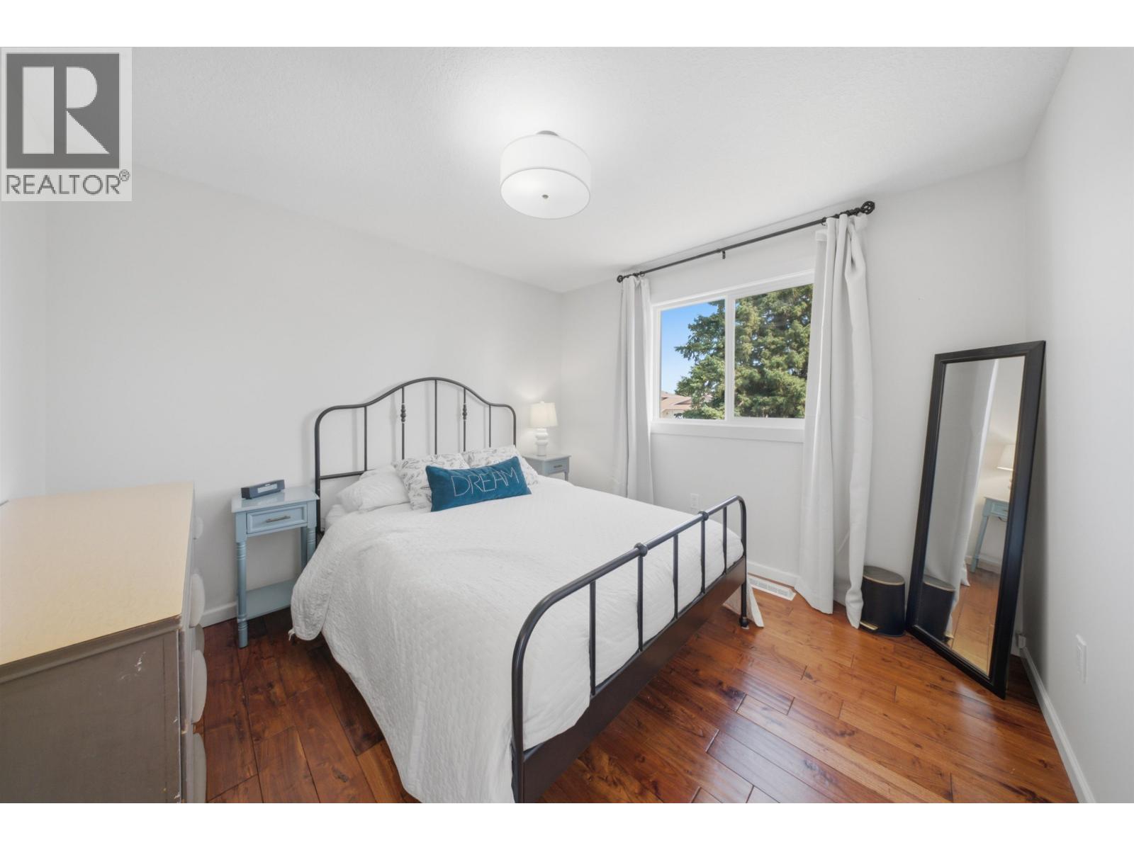 10604 106 AVENUE - 26