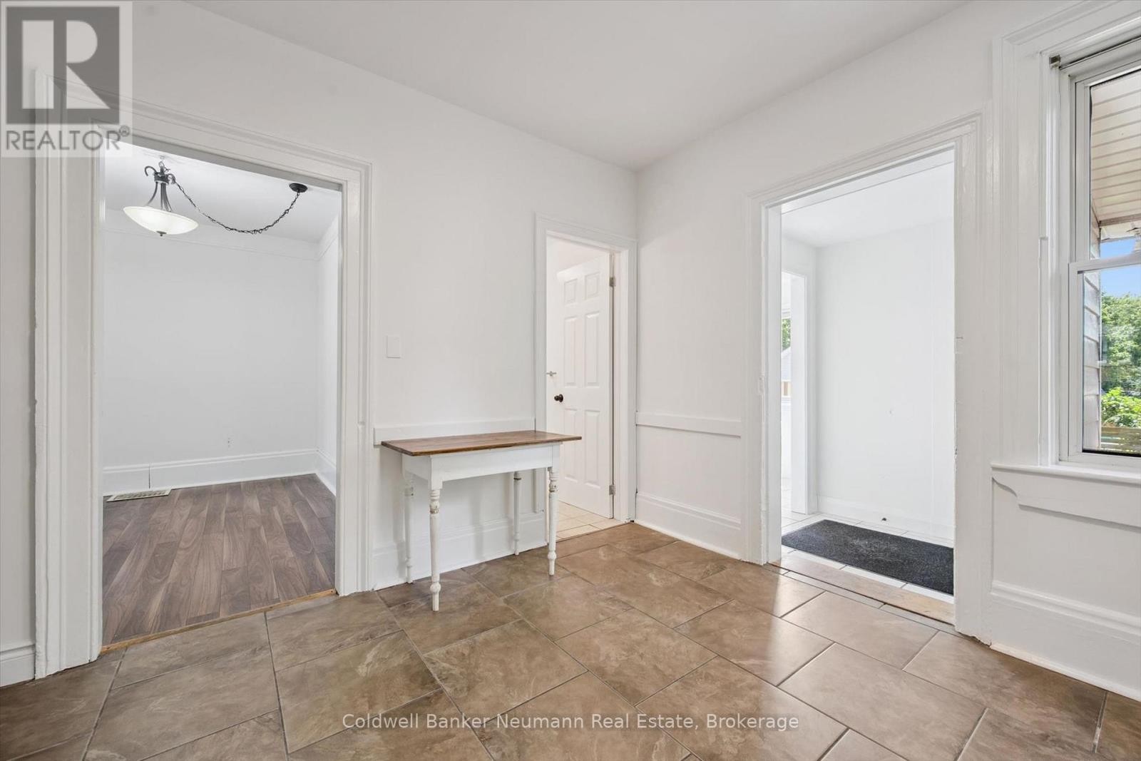 179 ELIZABETH STREET - 15