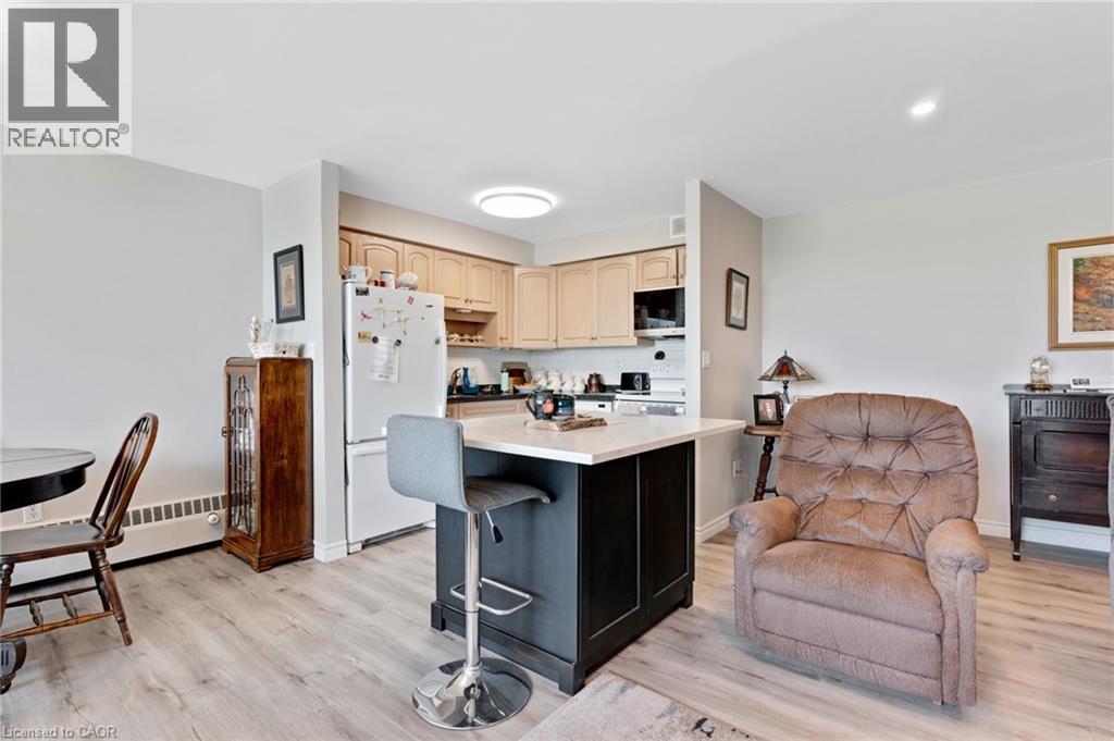 #306 24 MIDLAND Drive - Image 16