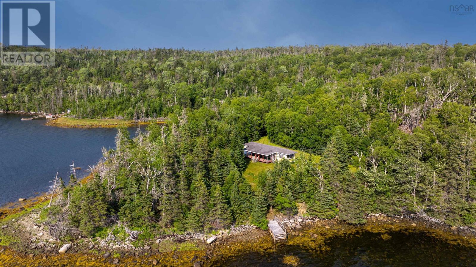 14658 Highway 7 Highway E, East Ship Harbour — photo 2