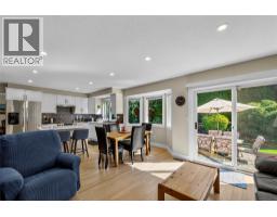 Laundry room - 2049 Tremerton Drive, Kamloops, BC V2E2L1 Photo 13