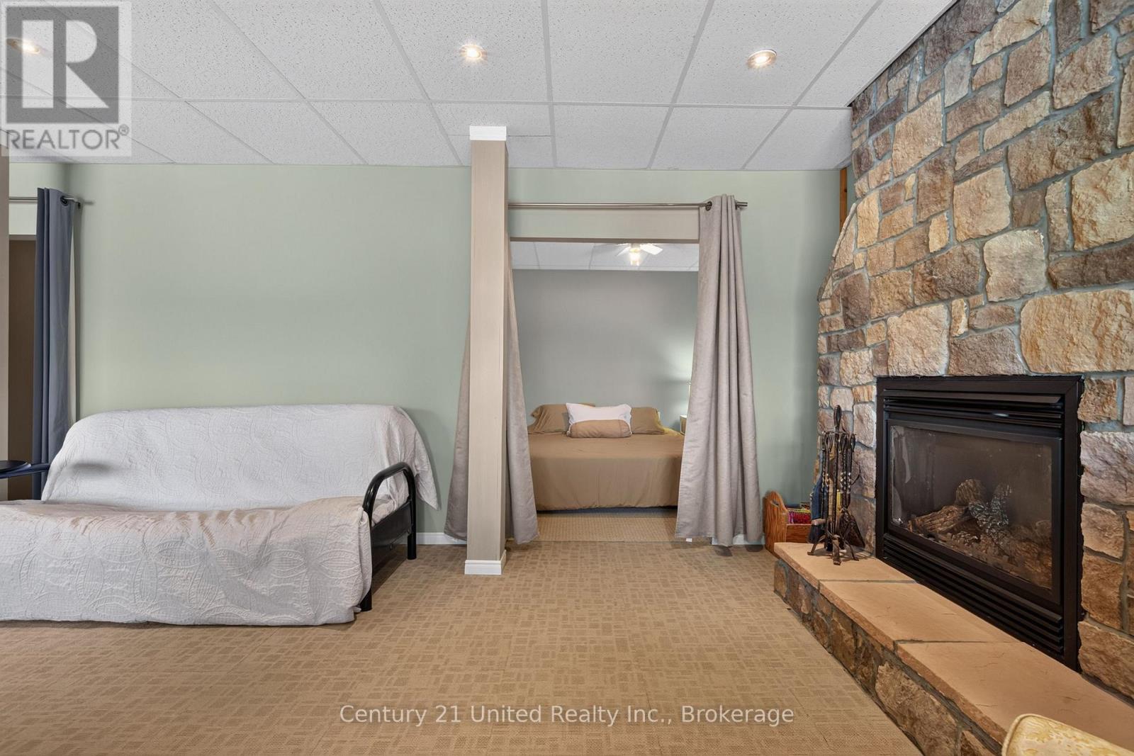 166 GOLDEN SHORES ROAD - Image 38