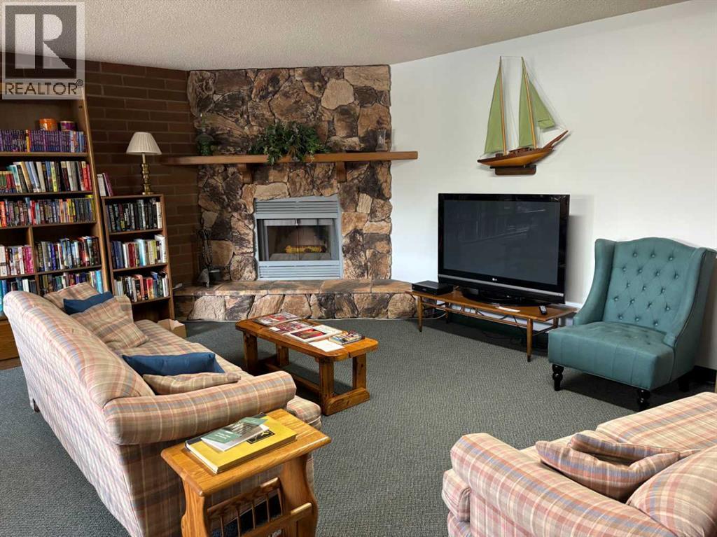 3090 15 Avenue Southeast - Photo 18